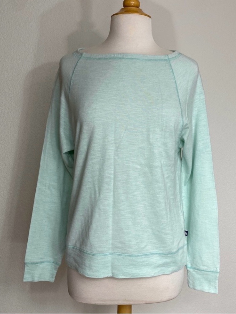 3/$25 The North Face Womens Mint Boat Neck Long Sleeve T-Shirt Outdoor Size S